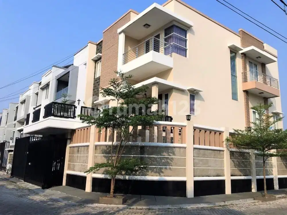 Rumah Sangat Bagus di Lokasi Strategis Daan Mogot Baru, 0018 Jel