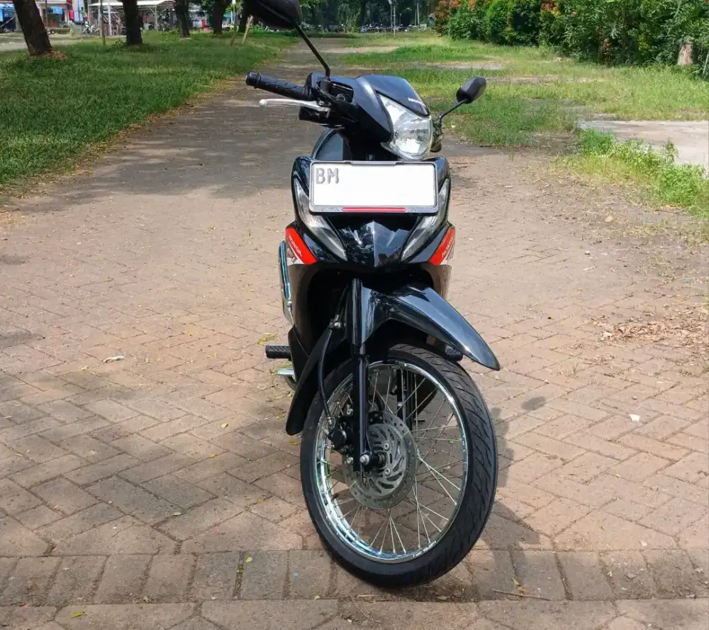 Honda Revo F1 Injection 2025 Akhir/Baru 6 Bulan Pakai/Ban Michelin/Ori