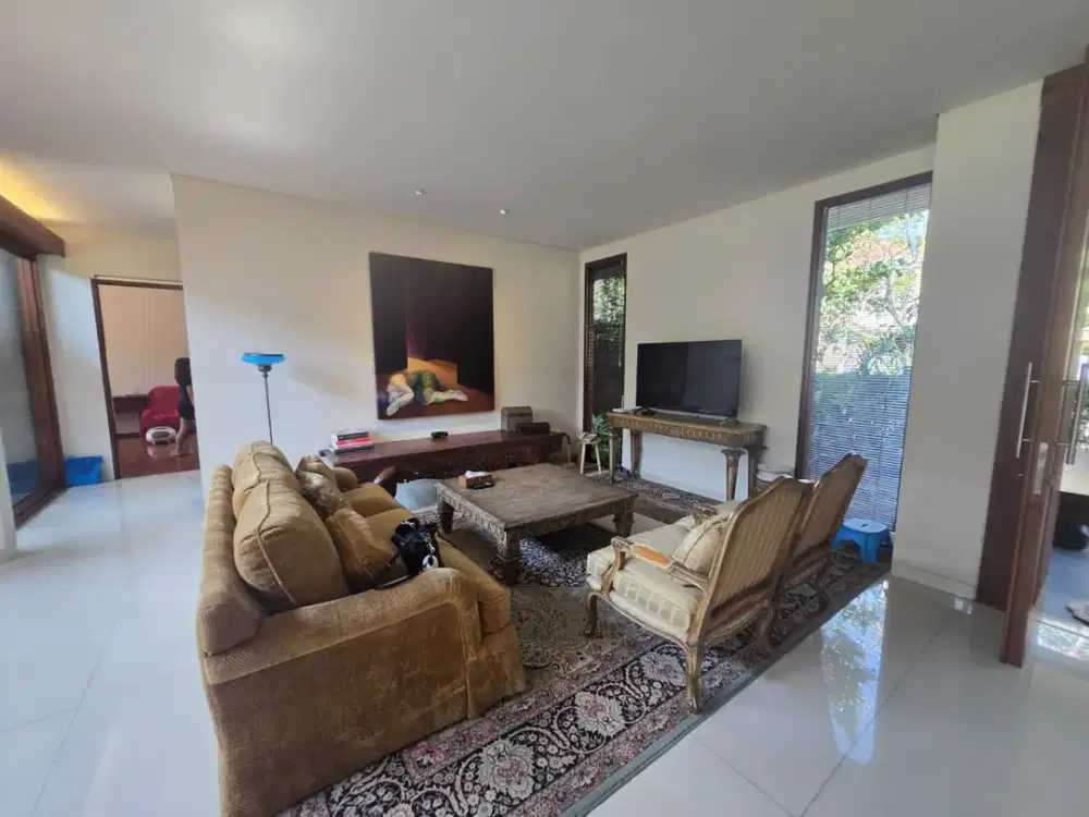 Dijual Rumah Hook di Resort Dago Pakar Kontur Datar Nuansa Tropikal Dengan Konsep Open Space & Air