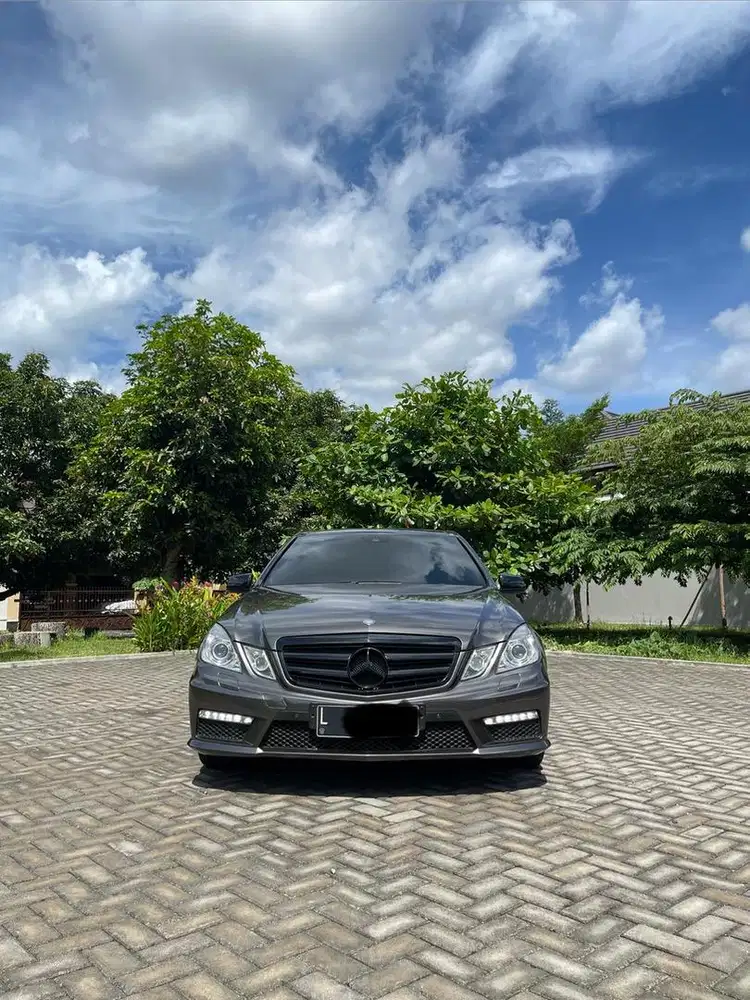 Mercedes Benz E300 W212