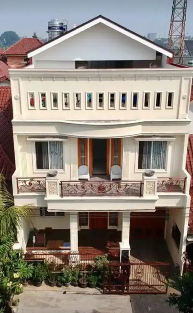 Jual BU Rumah 3 Lantai Pesona Khayangan Depok