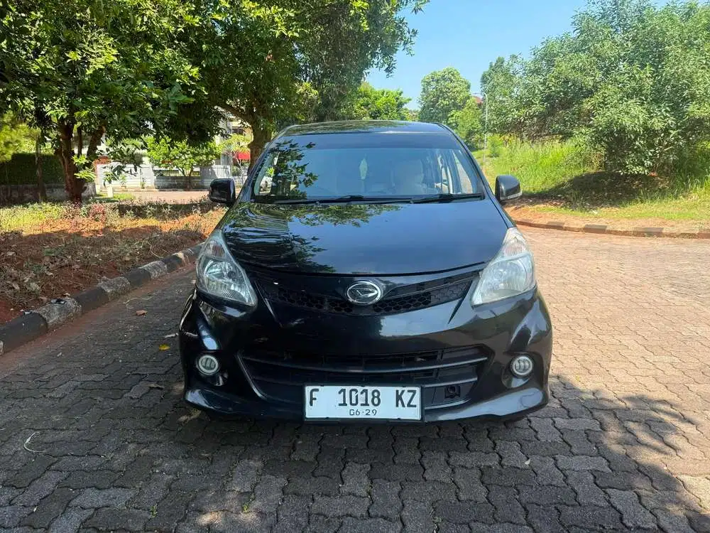 Daihatsu Xenia R Manual 2014 - Pajak 06-2027 - Nego