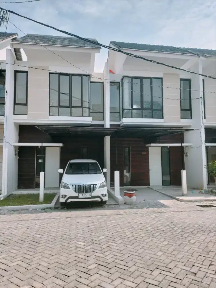 Rumah Golden East Menganti