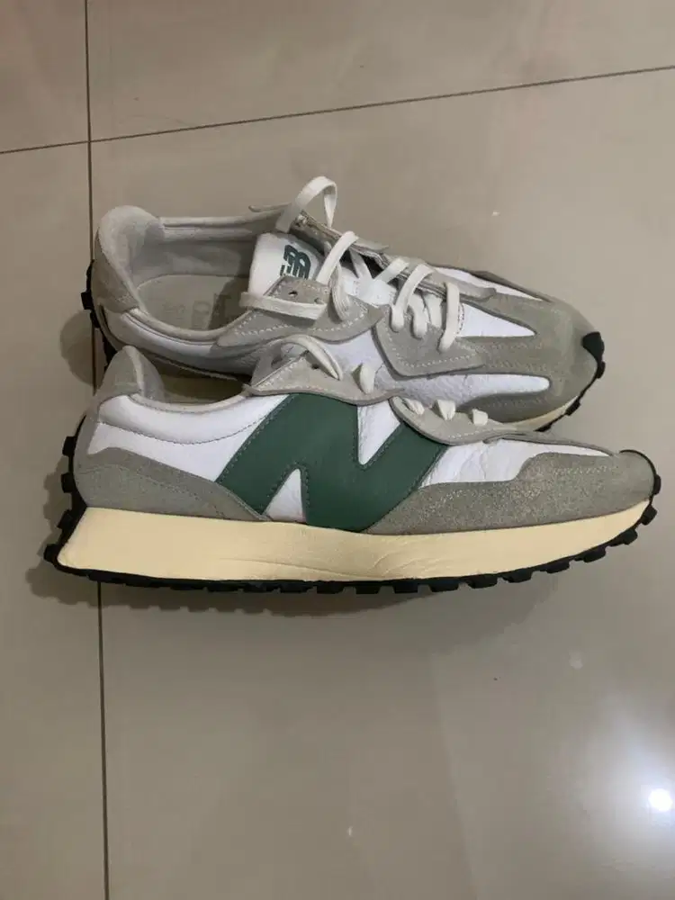 Jual cepat New Balance 327