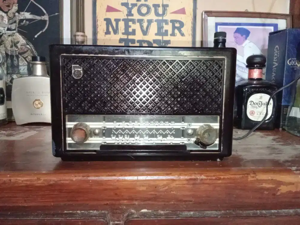 Radio Tabung Philips BIN 206 U Normal Original