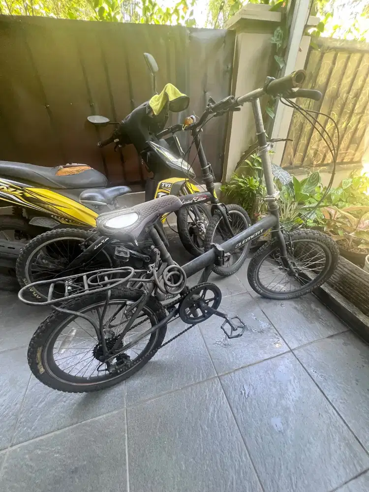 DIJUAL TAKE ALL 2 SEPEDA MURAH MERIAH SALE