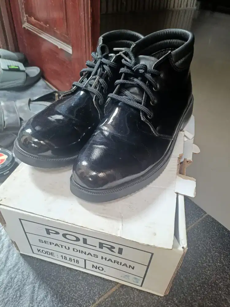Sepatu PDH asli jatah polisi size 43