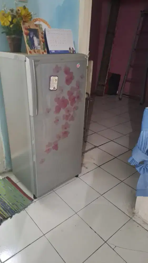 Di Jual Kulkas Second 1 Pintu masih mulus