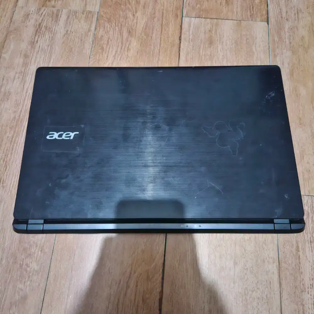 Laptop Acer Aspire V5 552G matot