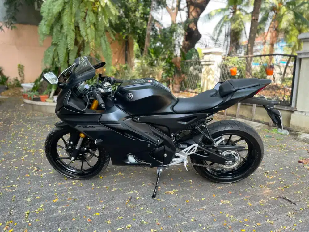R15 V4 2025 Km 1rb Pajak Panjang