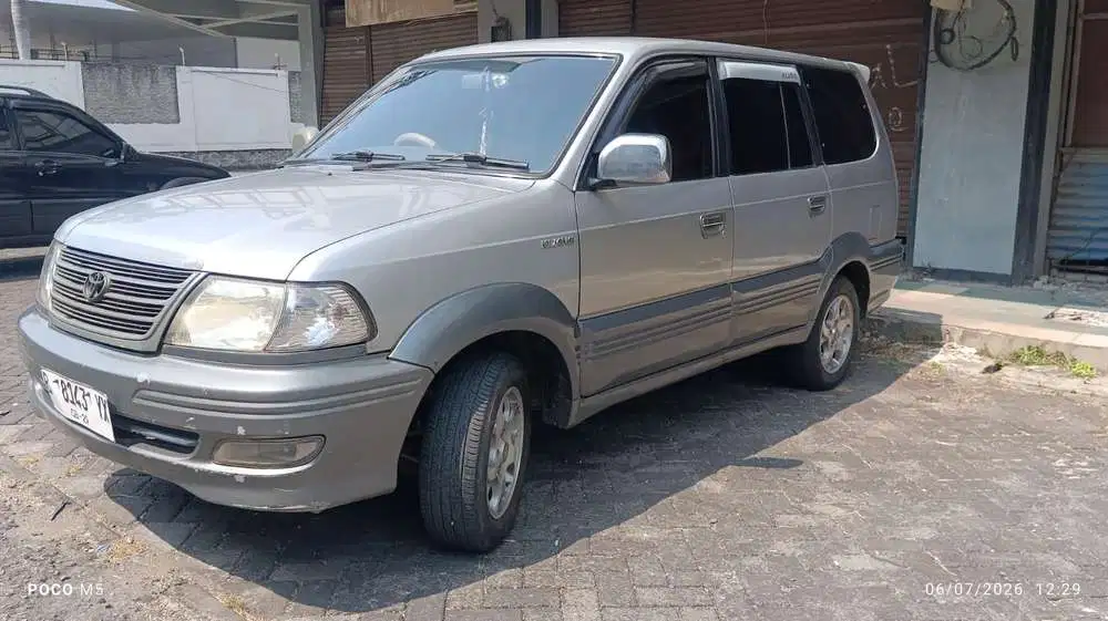 Toyota Kijang 2002 Bensin