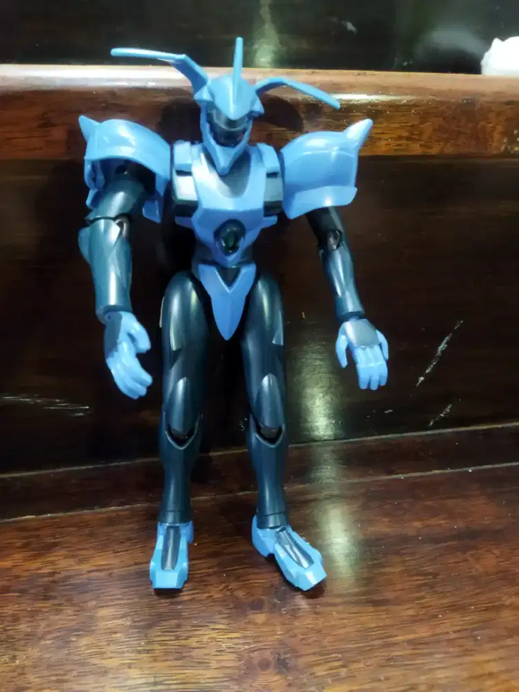 Figure dan Gundam Bandai borong karakter original koleksi tgl 2013