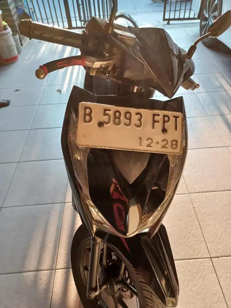 Dijual   motor    honda  Beat  thn 2023