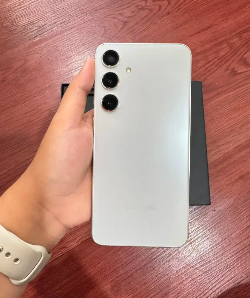 Samsung S24 plus 12/512