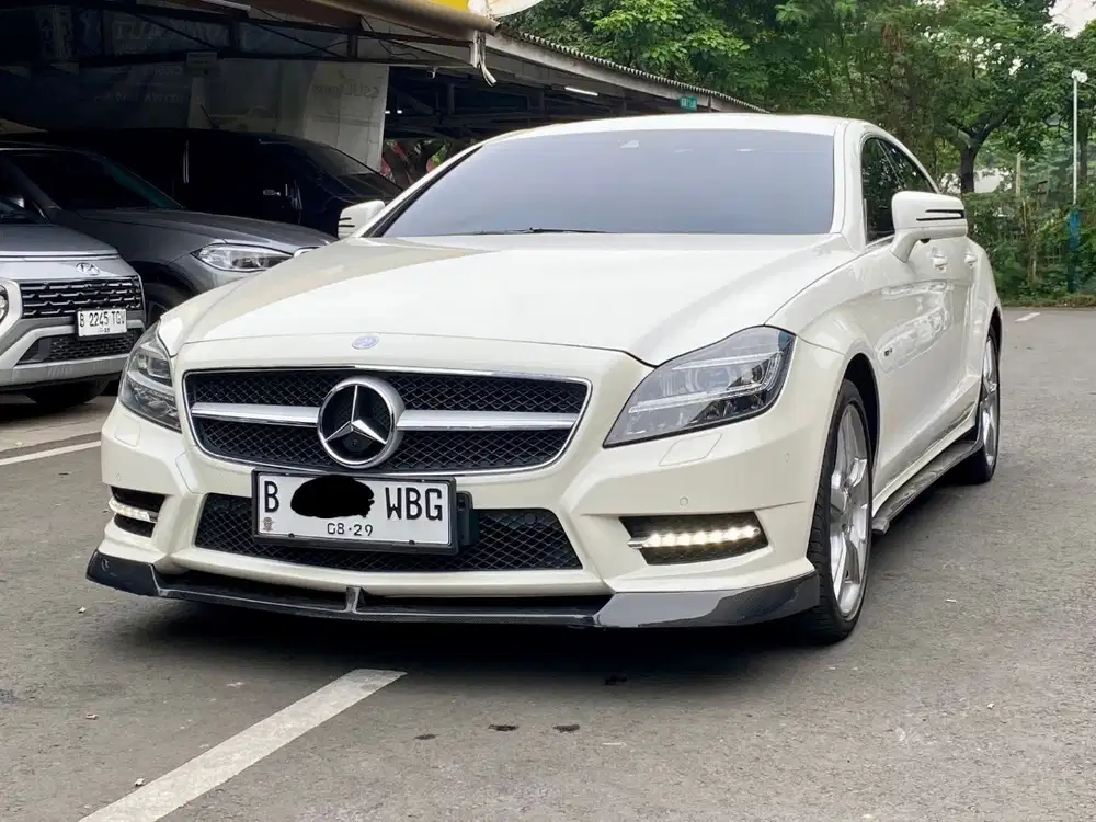 FREE DETAILING 1 tahun‼️ MERCEDES BENZ CLS350 AMG AT PUTIH 2012