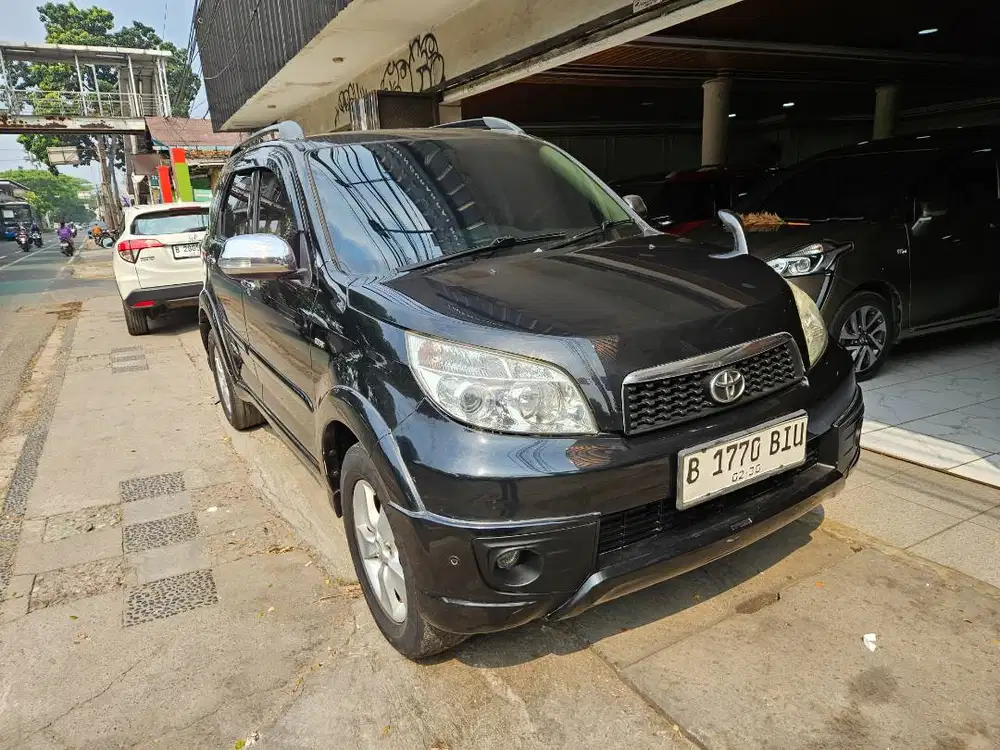 Toyota Rush 1.5 S TRD Tahun 2015 Hitam AT