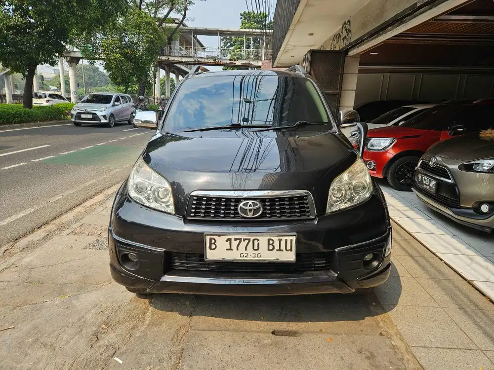Toyota Rush 1.5 S TRD Tahun 2015 Hitam AT