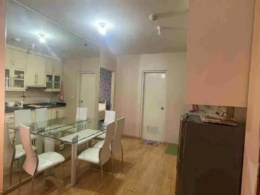 Disewakan Murah Apartemen Cantik Eascoast Residance ( 3 BR )