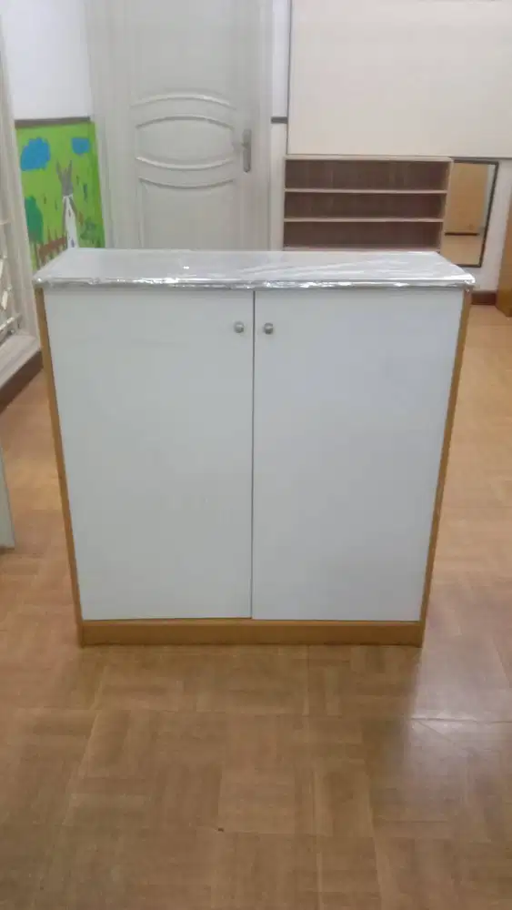 Kabinet 2 Pintu uk.90X34X96