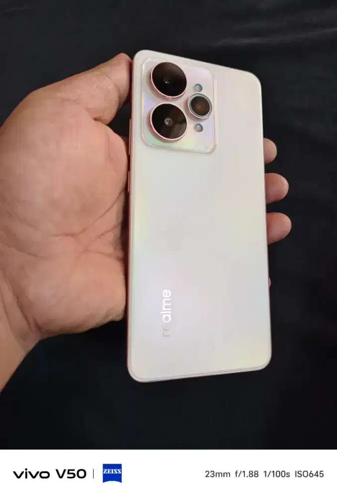 Realme 15 8/256 Fullset Like New