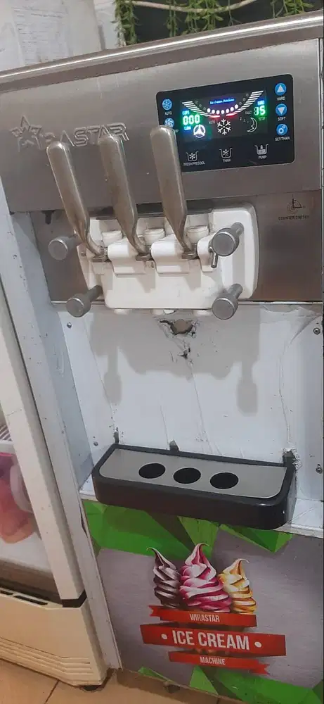mesin soft ice cream WIR 818F wirastar wiratech dan stavol 3000va