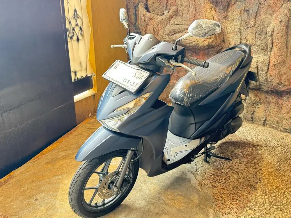 Honda beat deluxe cbs iss keyless 2026