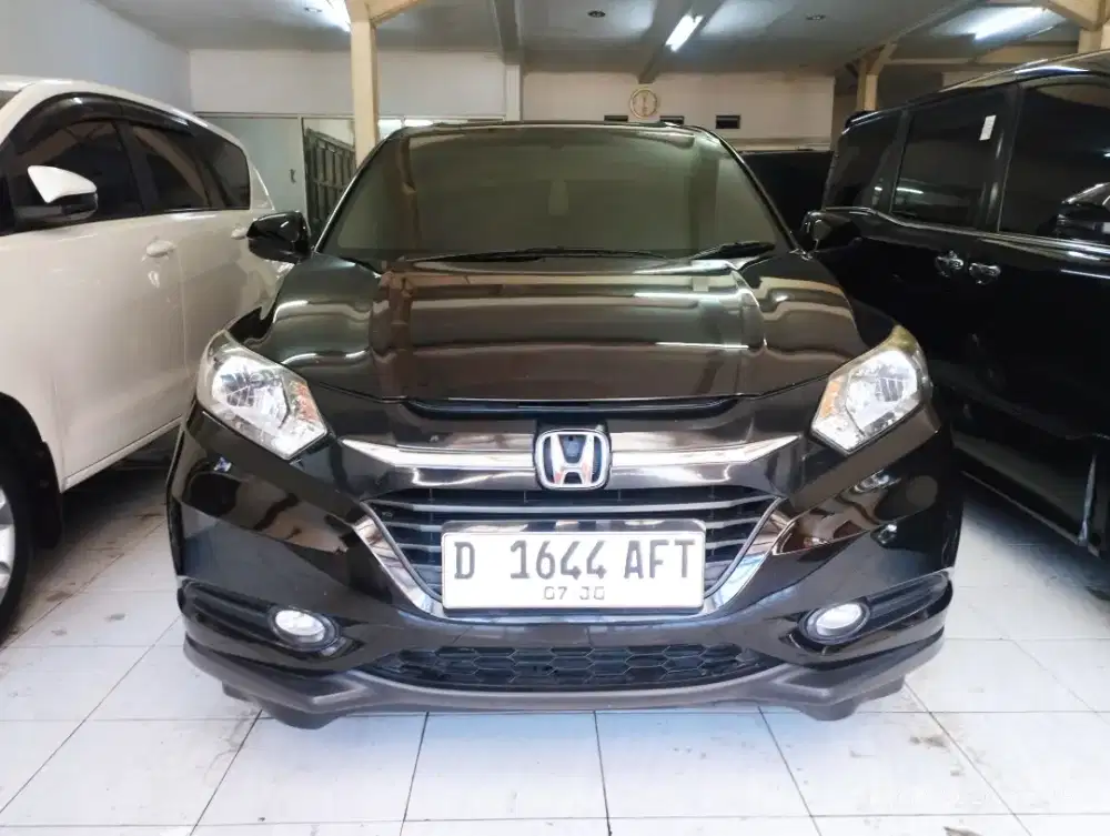 Mulus HR-V 1.5 E CVT 2017
