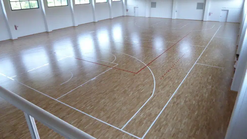 Lantai Kayu Parket Jati Lapangan Basket Badminton Premium Berkualitas