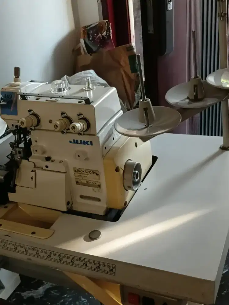 Dijual msn obras mrek JUKI type MO 3700