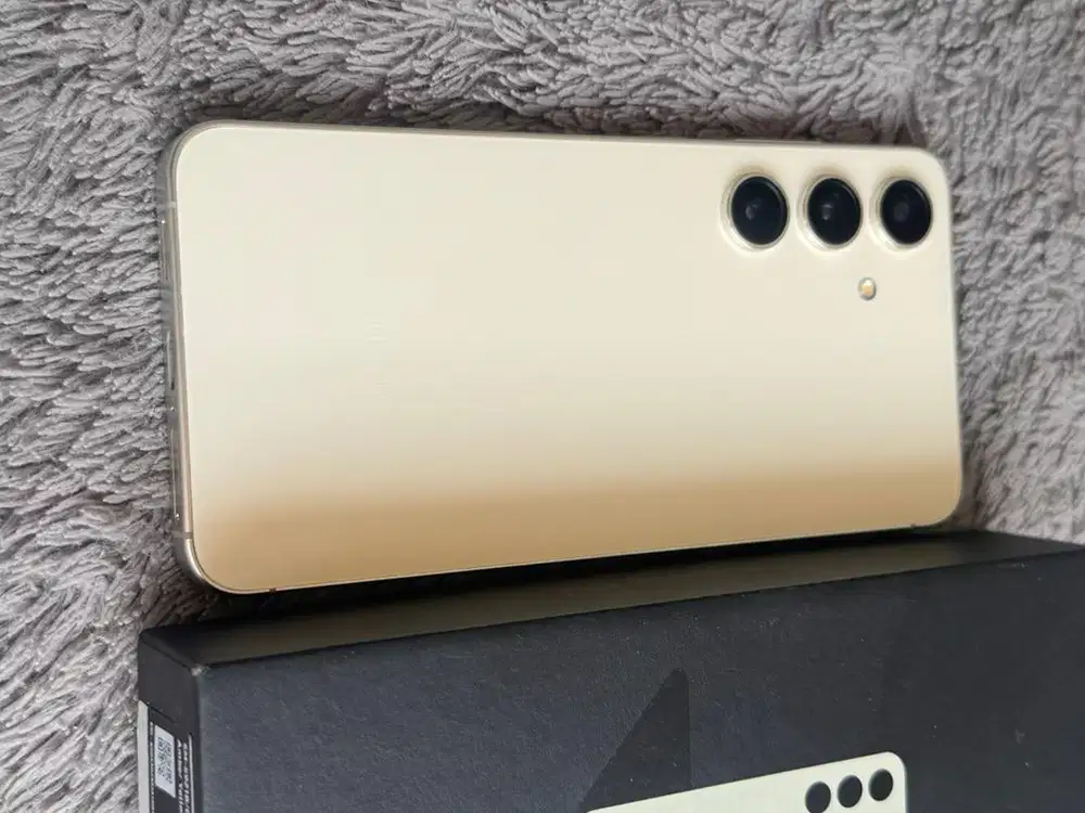 SAMSUNG S24 REGULER 5G 8/256 (SEIN, no minus)