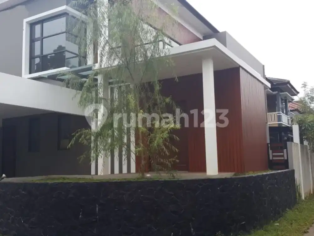 Rumah Posisi Hoek di Graha Taman Bintaro Sektor 9