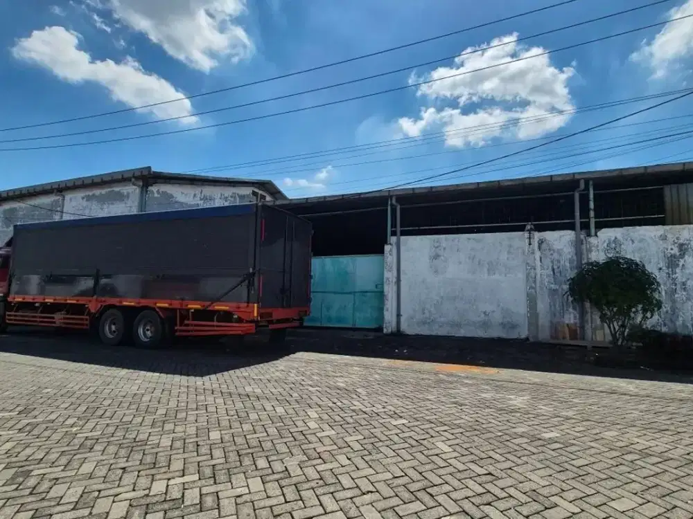 Disewakan gudang surimulia margomulyo