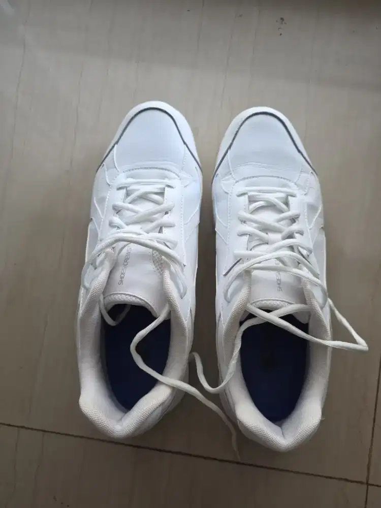 Shoes for crew galley 2 size 47