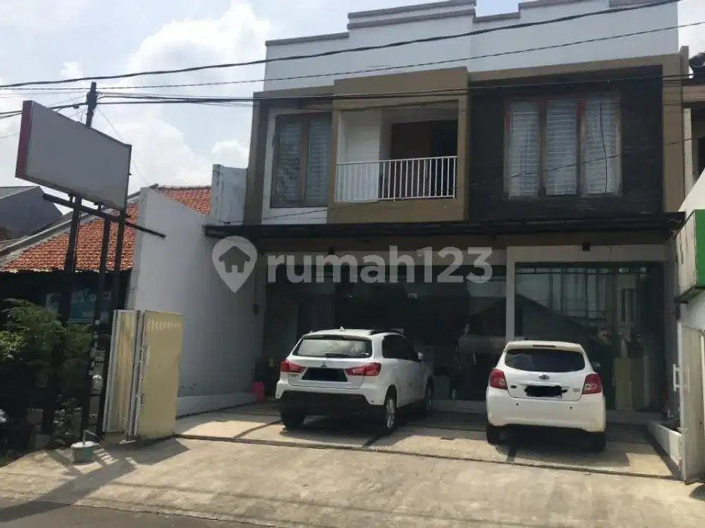 Rumah Bagus di Bintaro Tengah Bintaro Jaya Sektor 2
