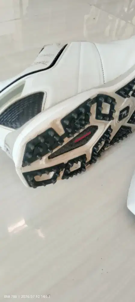 Spatu golf footjoy , soft spike , masih keren,