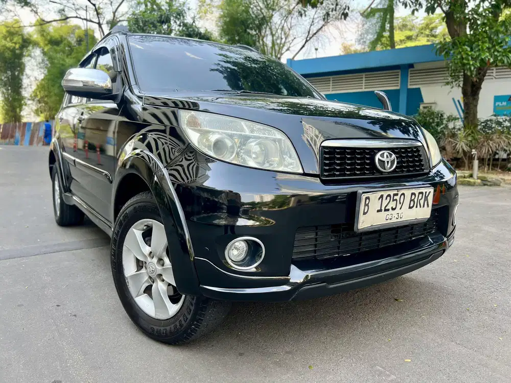 Rush S at 2013 Tdp8JT Toyota ertiga ayla march sirion evalia sx4 matic