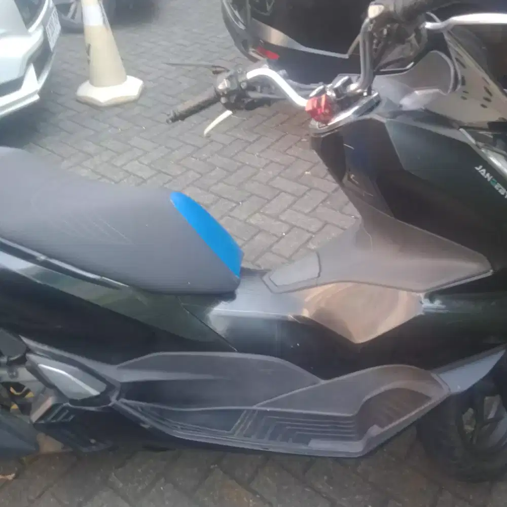 Di jual PCX cbs tangan pertama