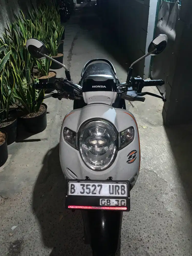 Honda scoopy 2018