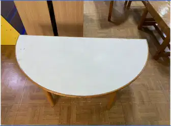 MEJA SETENGAH LINGKARAN uk.119x46