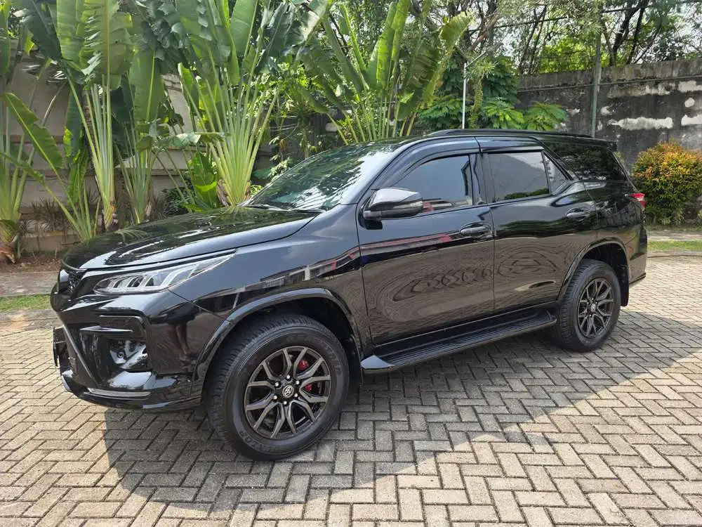 FAST SALE TOYOTA FORTUNER LEGENDER 2.8 GR TSS TETRA DRIVE 4X4 2025