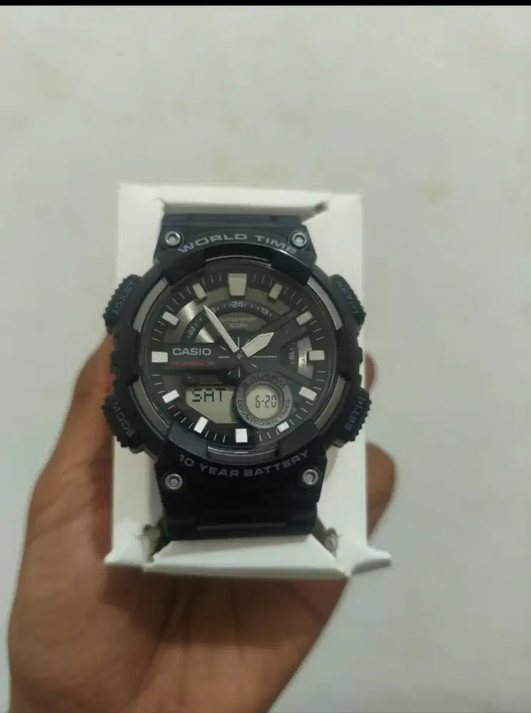 Jam Tangan Pria Casio AEQ-110W 1AVDF