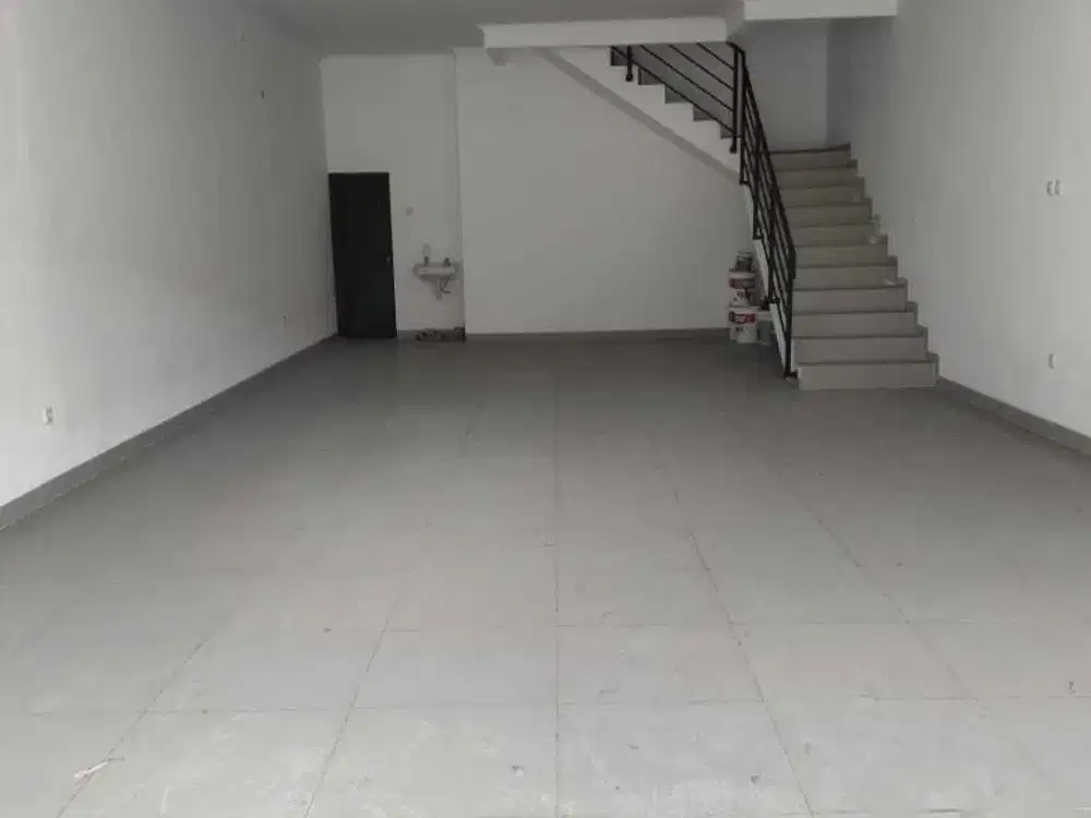 Ruko bagus bangunan baru siap pakai di mangga besar Jakarta pusat