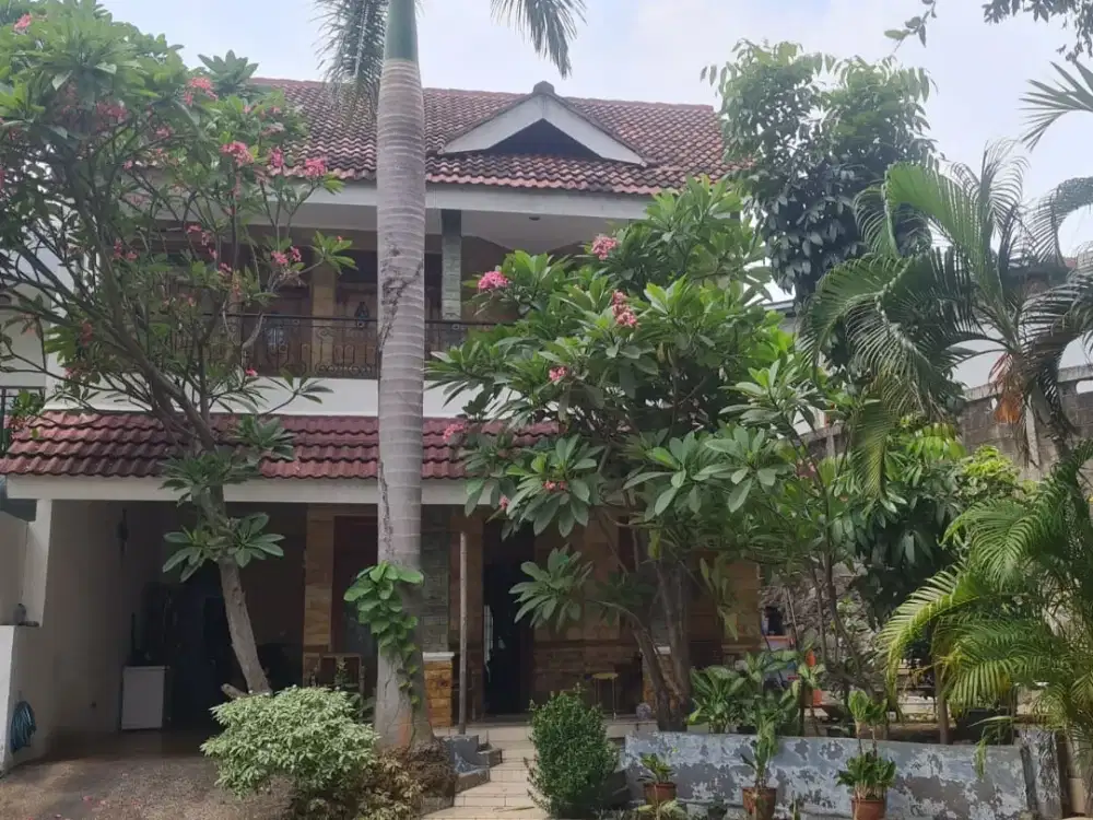 Rumah 2 Lantai Siap Huni di Taman Bougenville Estate Jatibening Bekasi