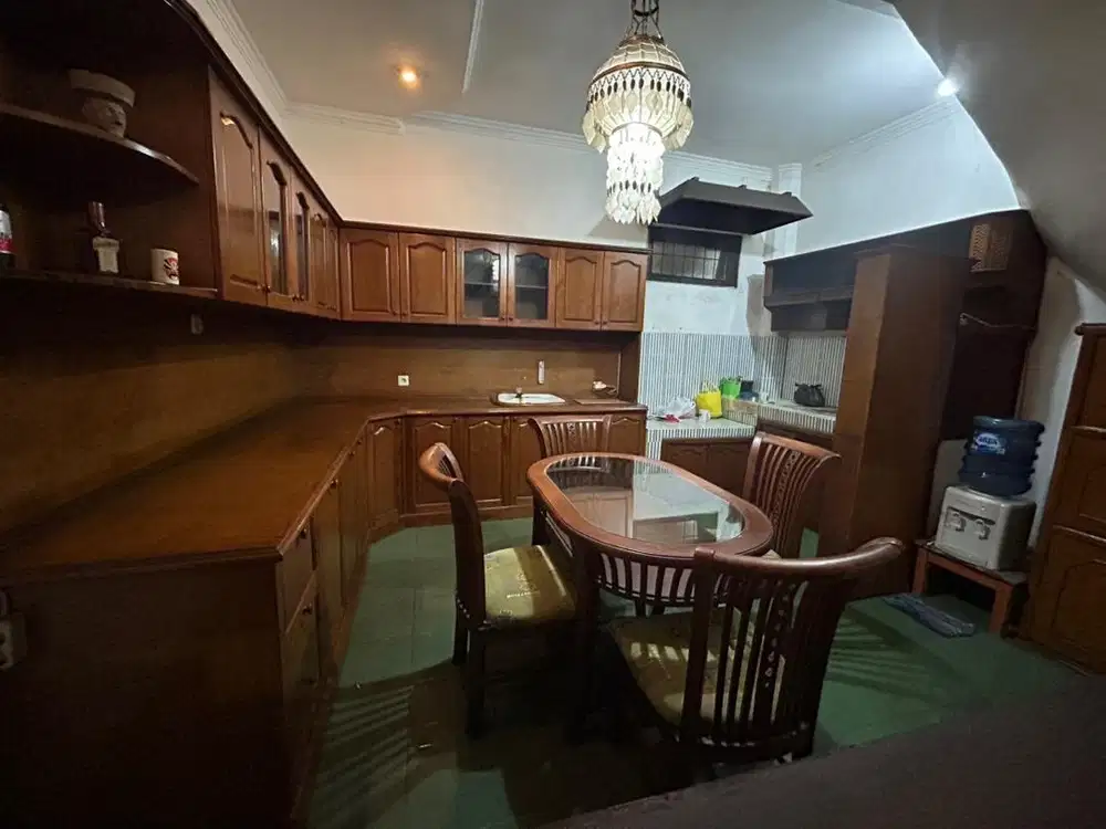 Dijual / dikontrakan