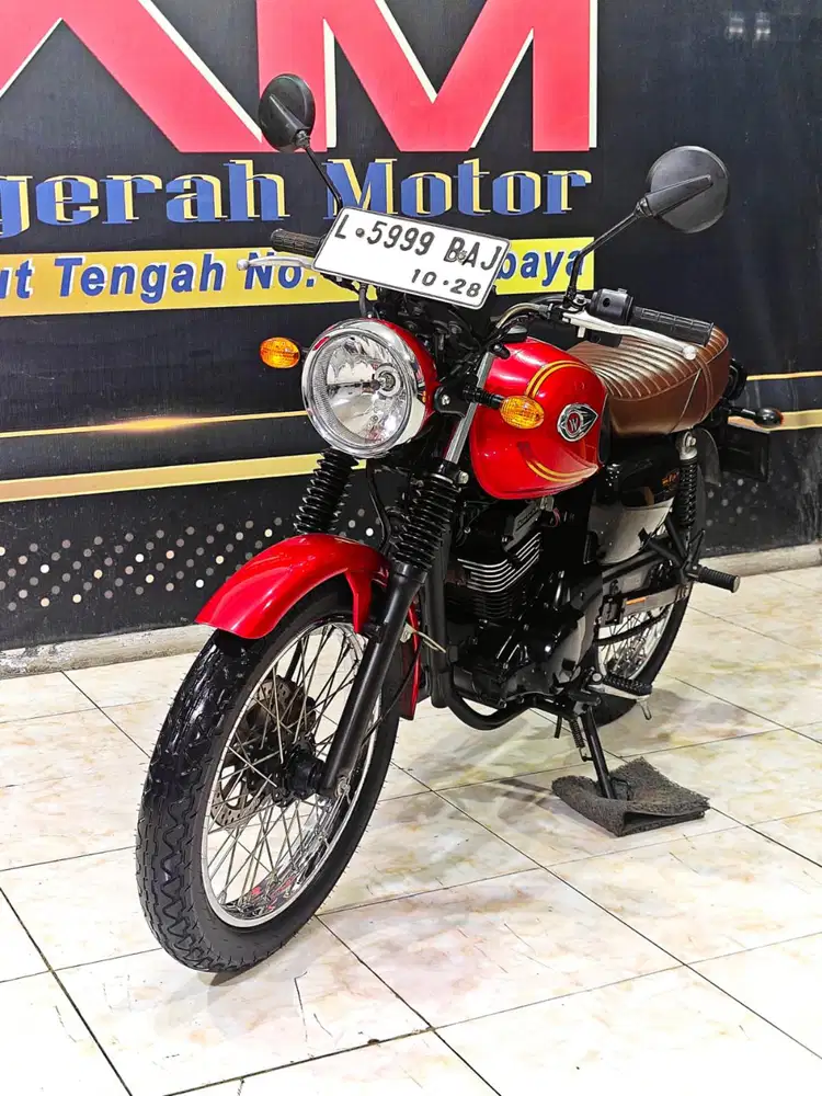 Kawasaki W 175 SE TH odo 8rb 2023 warna terbaru