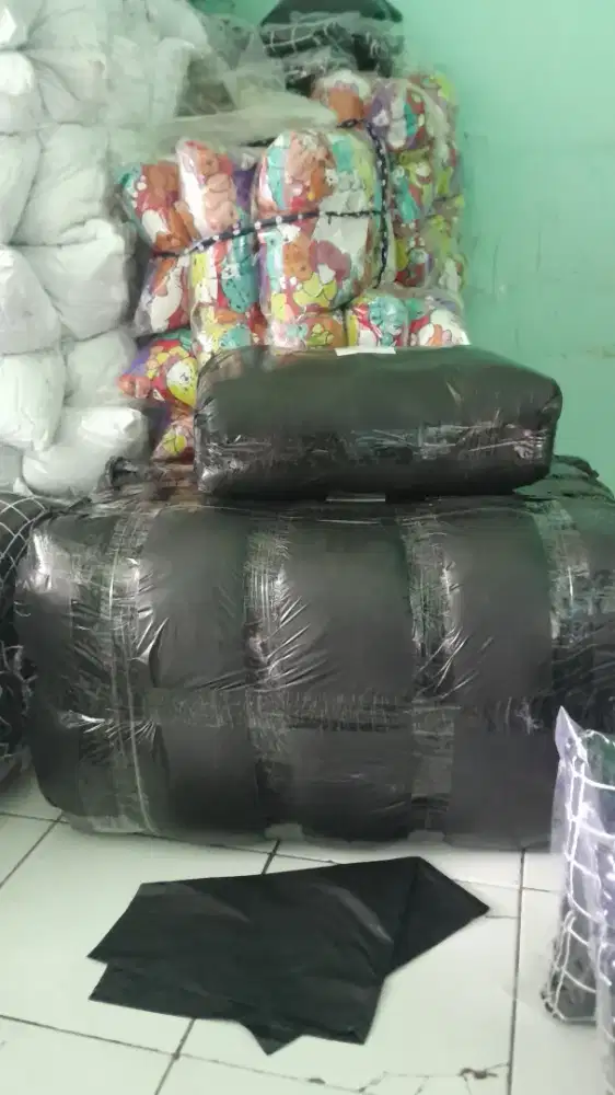 Dibutuhkan jasa packing popok dan bantal