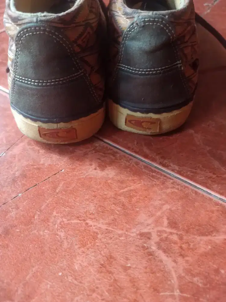 Sepatu Vintage oneiLL size 40