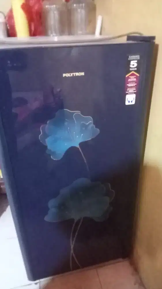 Kulkas Polytron