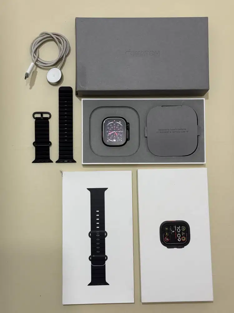 Apple Watch Ultra Gen 2 49mm (Gps + Cell) - Black Titanium - Resmi Ind