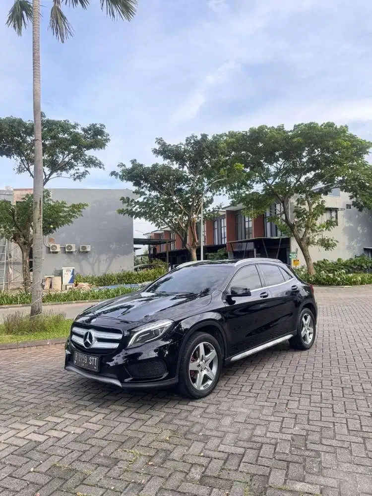 Mercedes-Benz GLA200 2016 Bensin